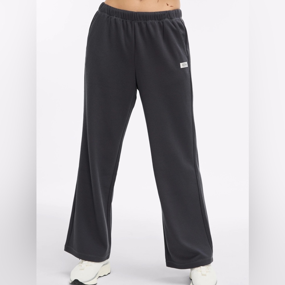 Peloton Waffle Wide-Leg Sweatpants - size medium